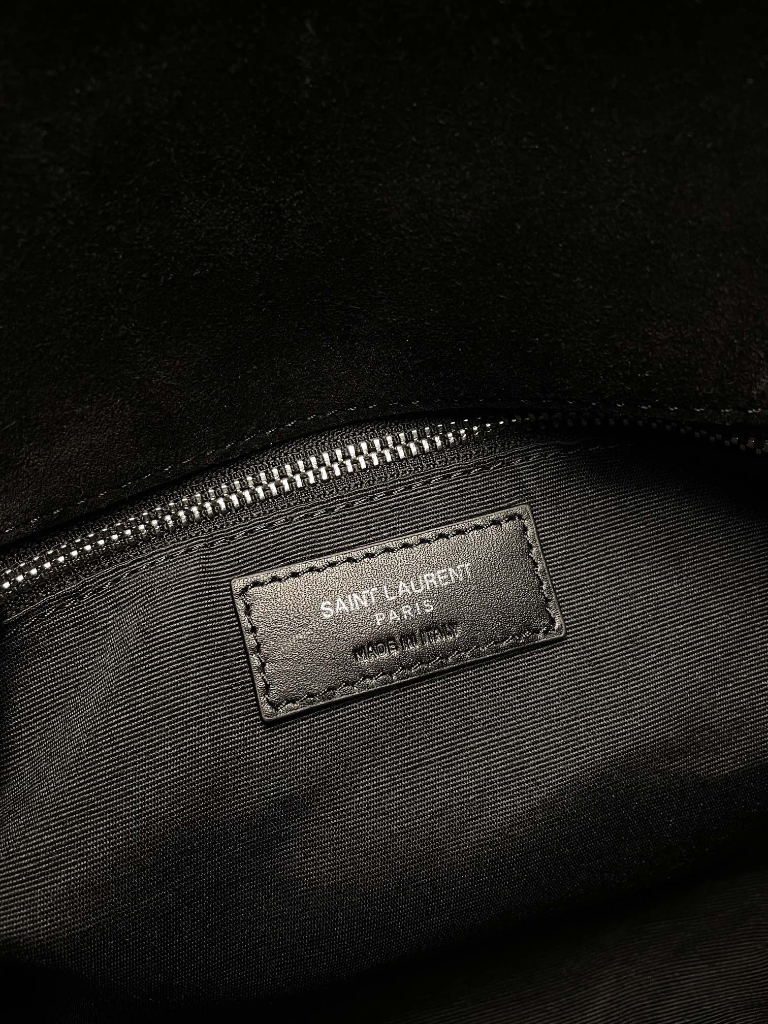 Handbags SAINT LAURENT 577476 size 29  17  11 cm - vstockx