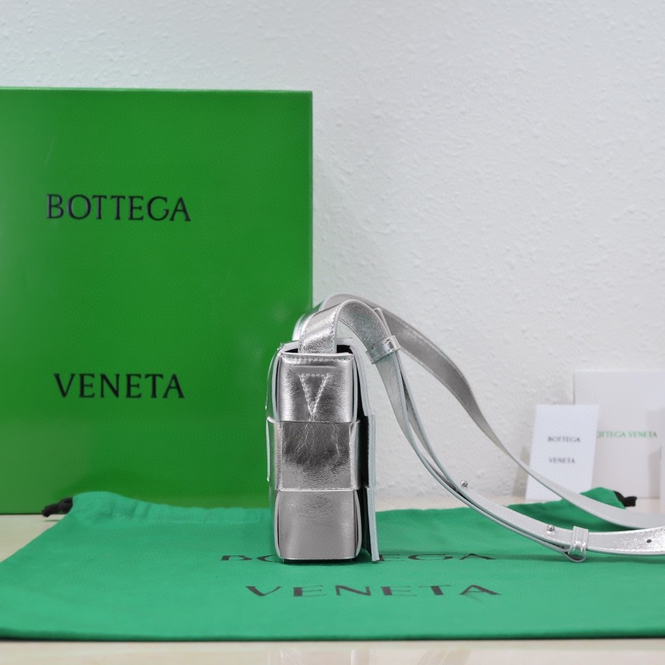 handbags Bottega Veneta 6687 size:23*15*5.5cm - vstockx