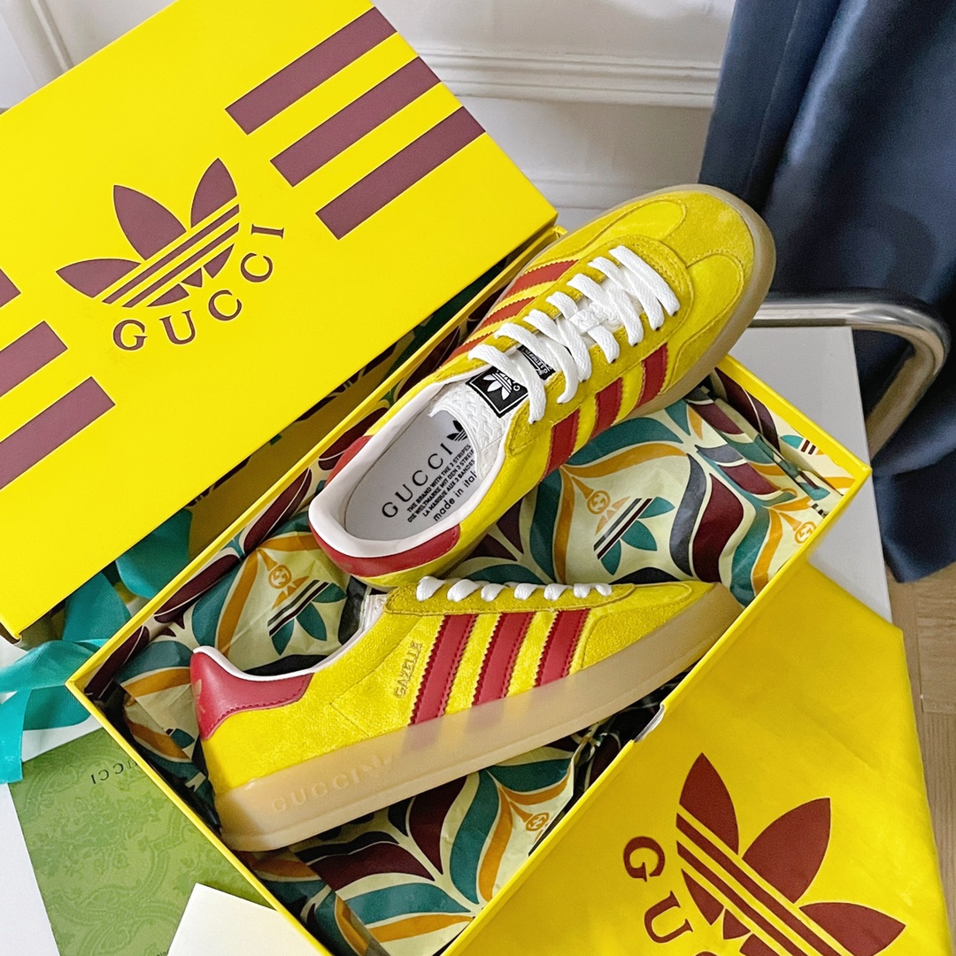 adidas x Gucci Gazelle Sneaker 6 - vstockx