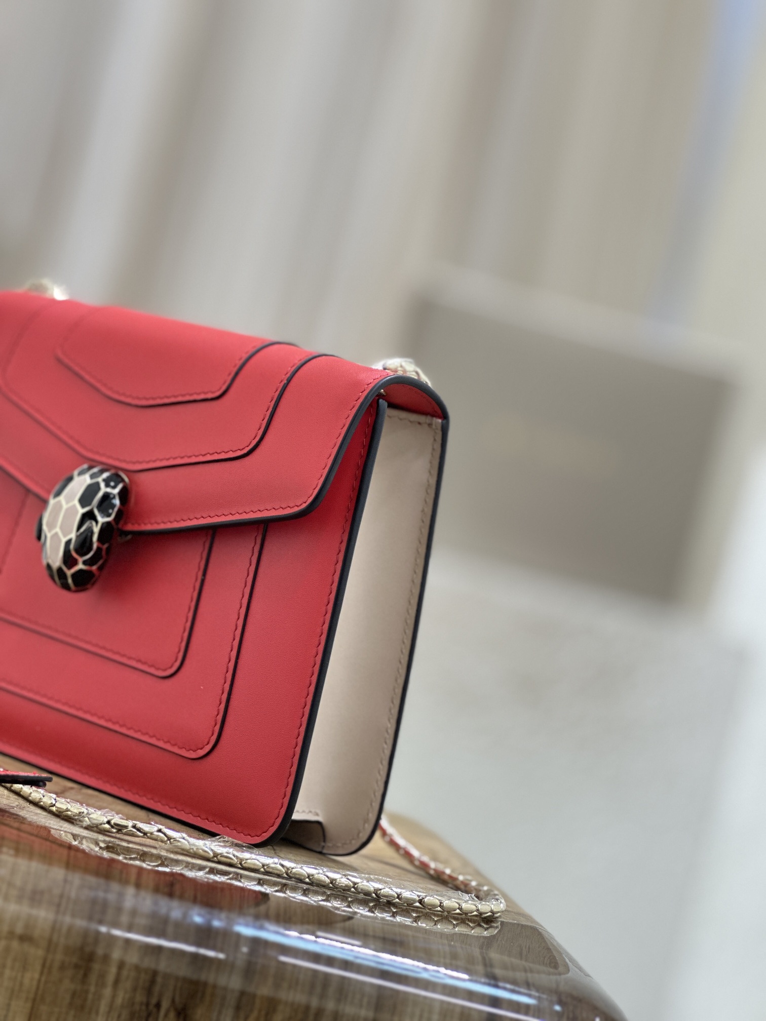 Handbags Bvlgari 35107 size:20*15*5 cm - vstockx