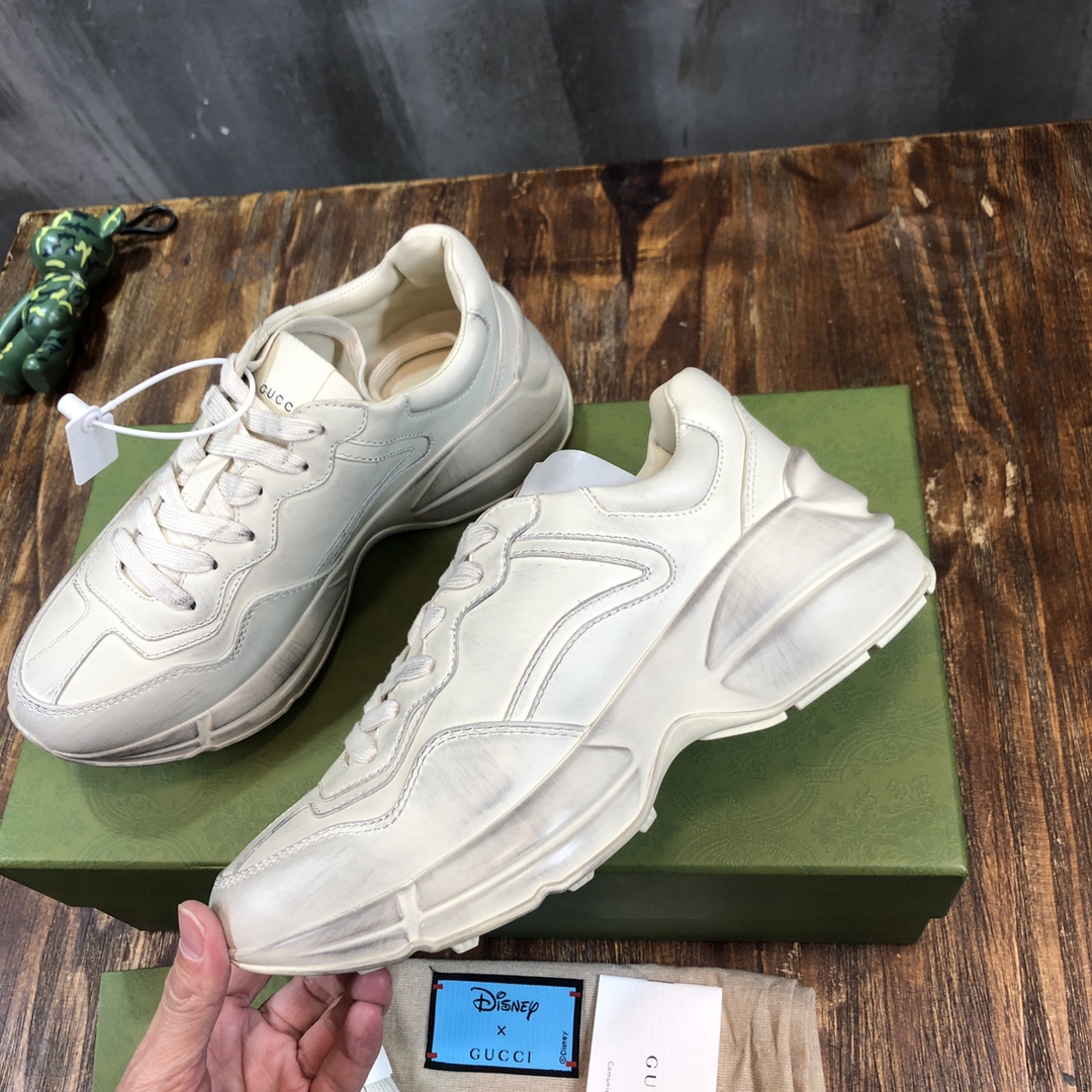 Gucci Rhyton sneaker 34 - vstockx