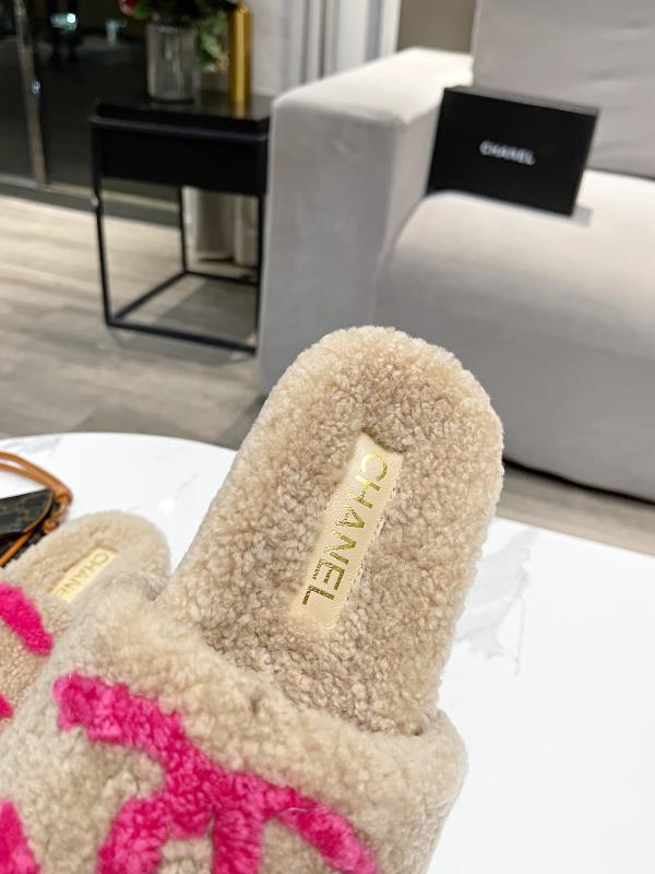 Chanel Slides 4 - vstockx