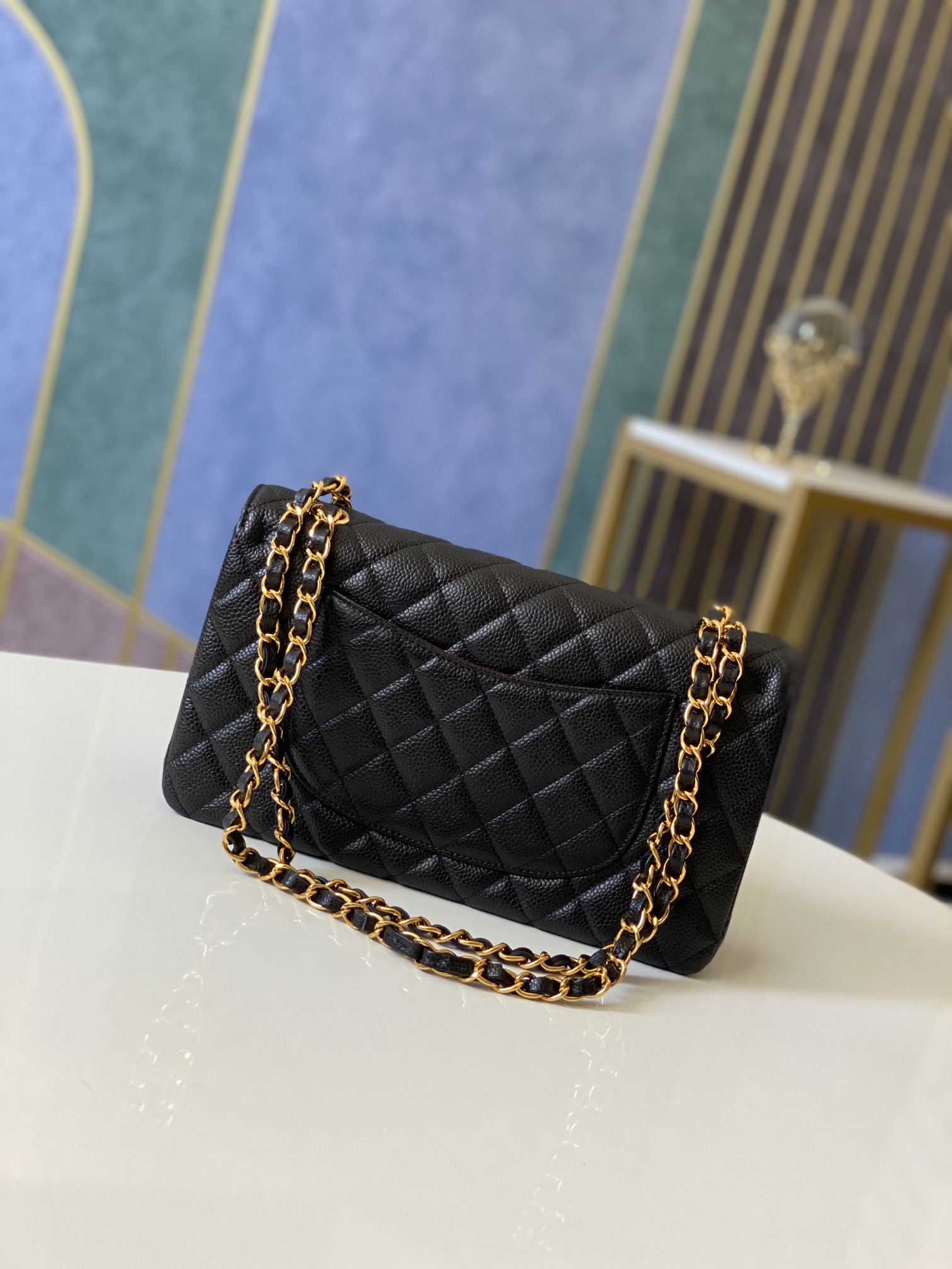 Handbag Chanel 112 size 26 cm - vstockx