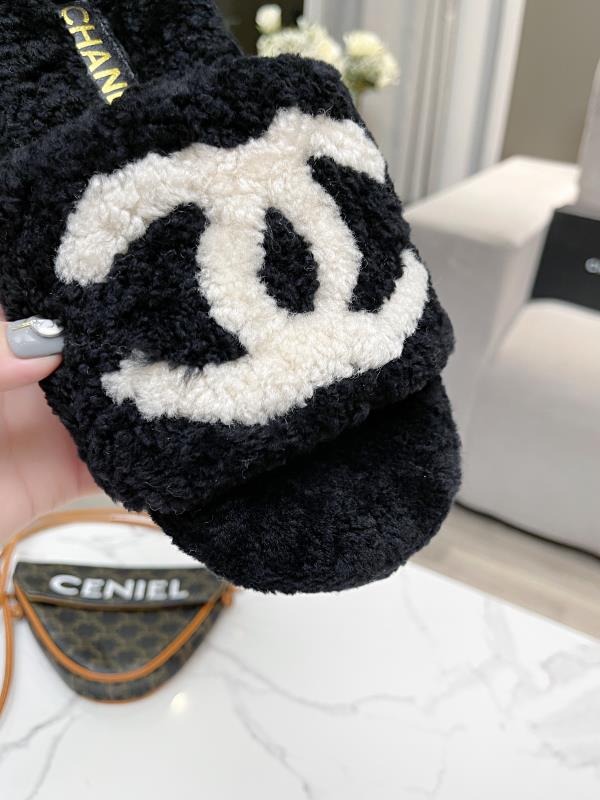 Chanel Slides 1 - vstockx
