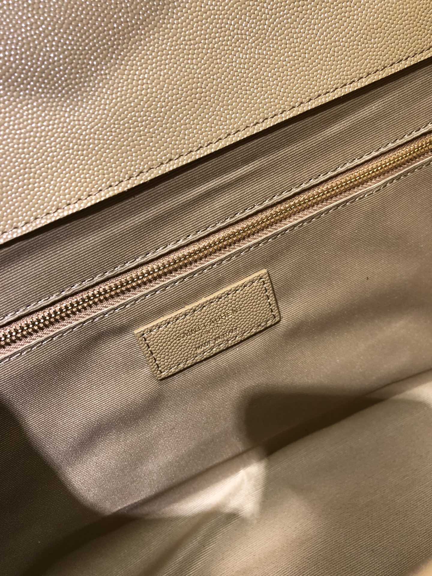 Handbags SAINT LAURENT 342023 size 31*2.5*21.5 cm - vstockx
