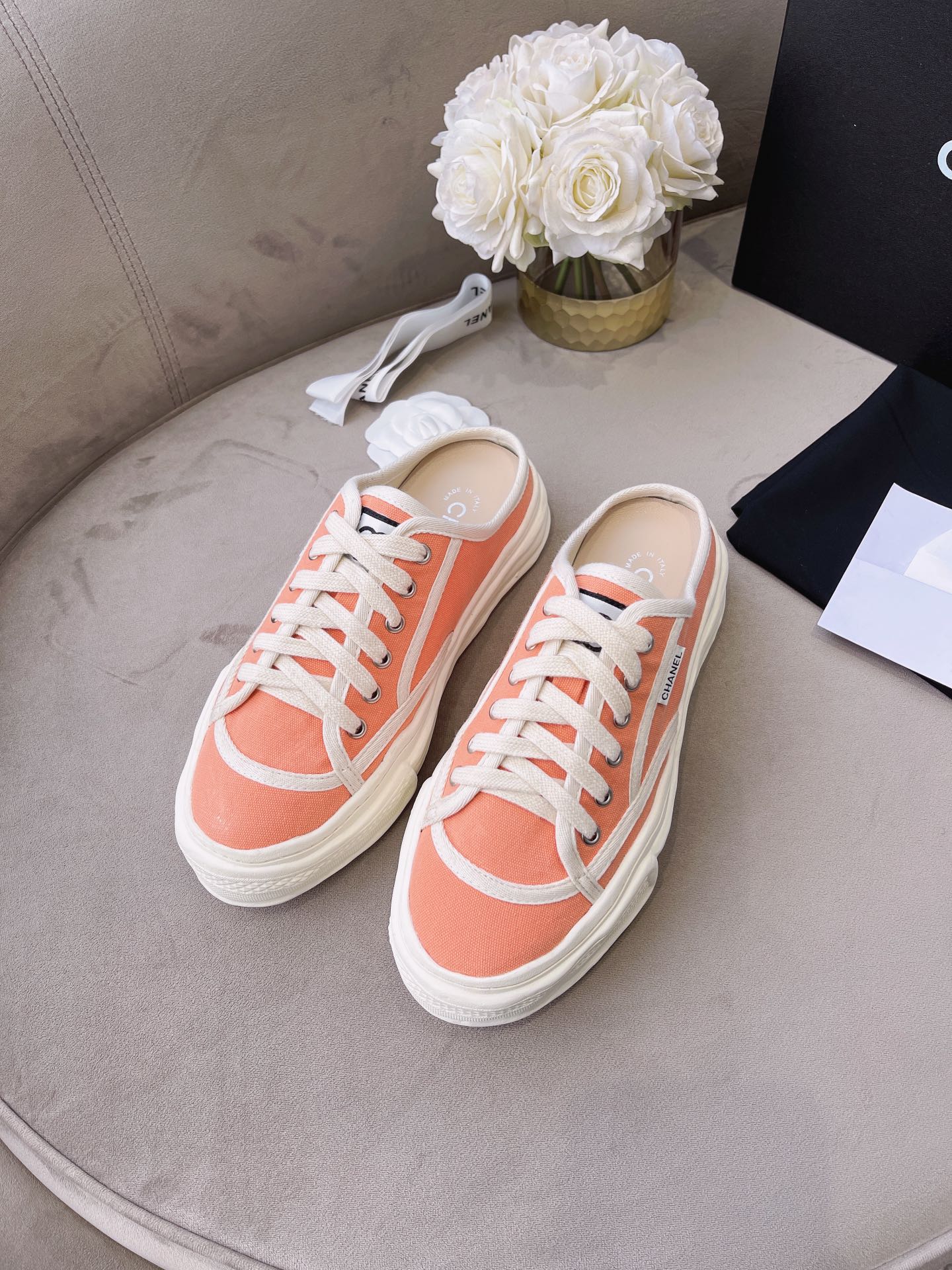 Chanel Platform Sneaker 21 - vstockx