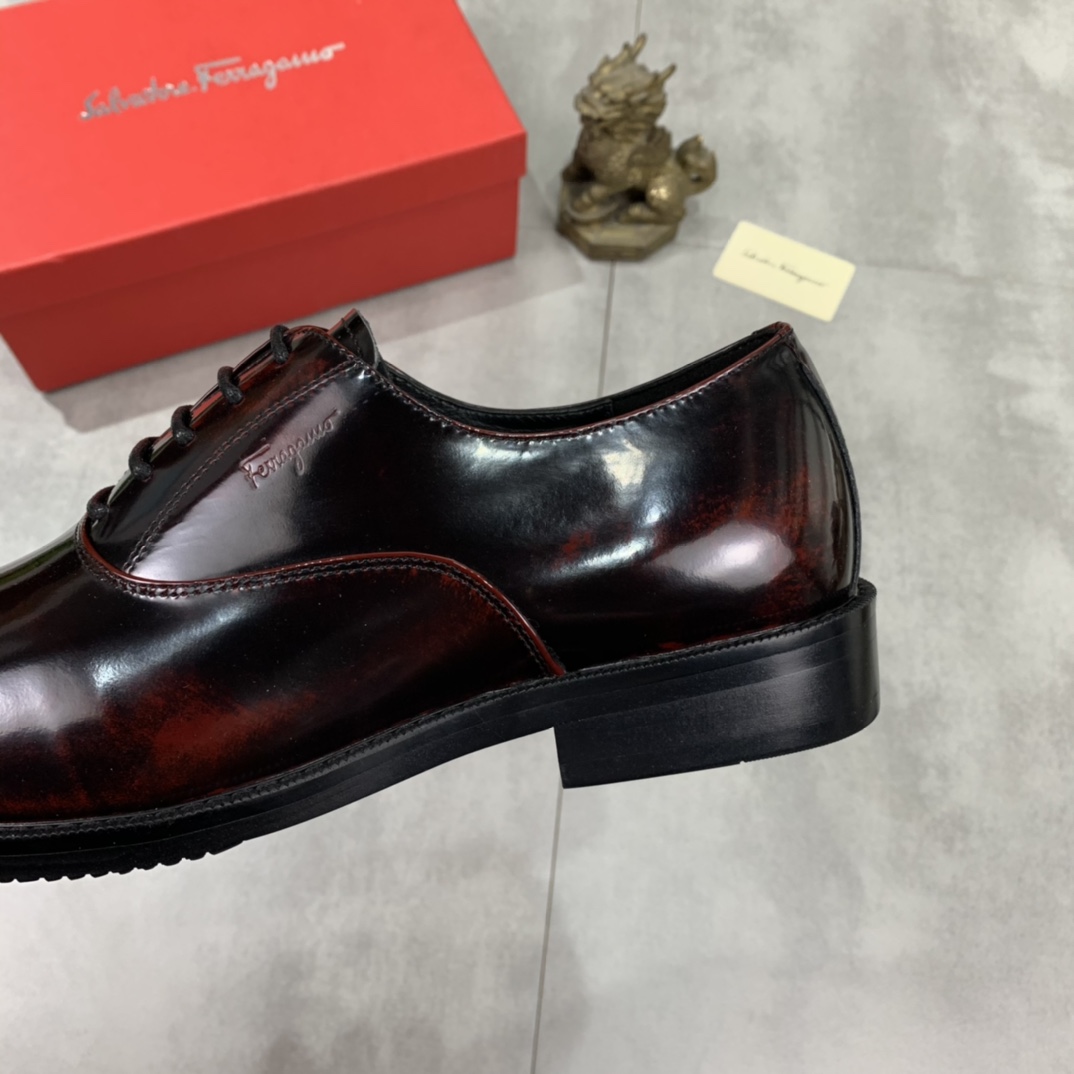 Salvatore Ferragamo Boots 19 - vstockx