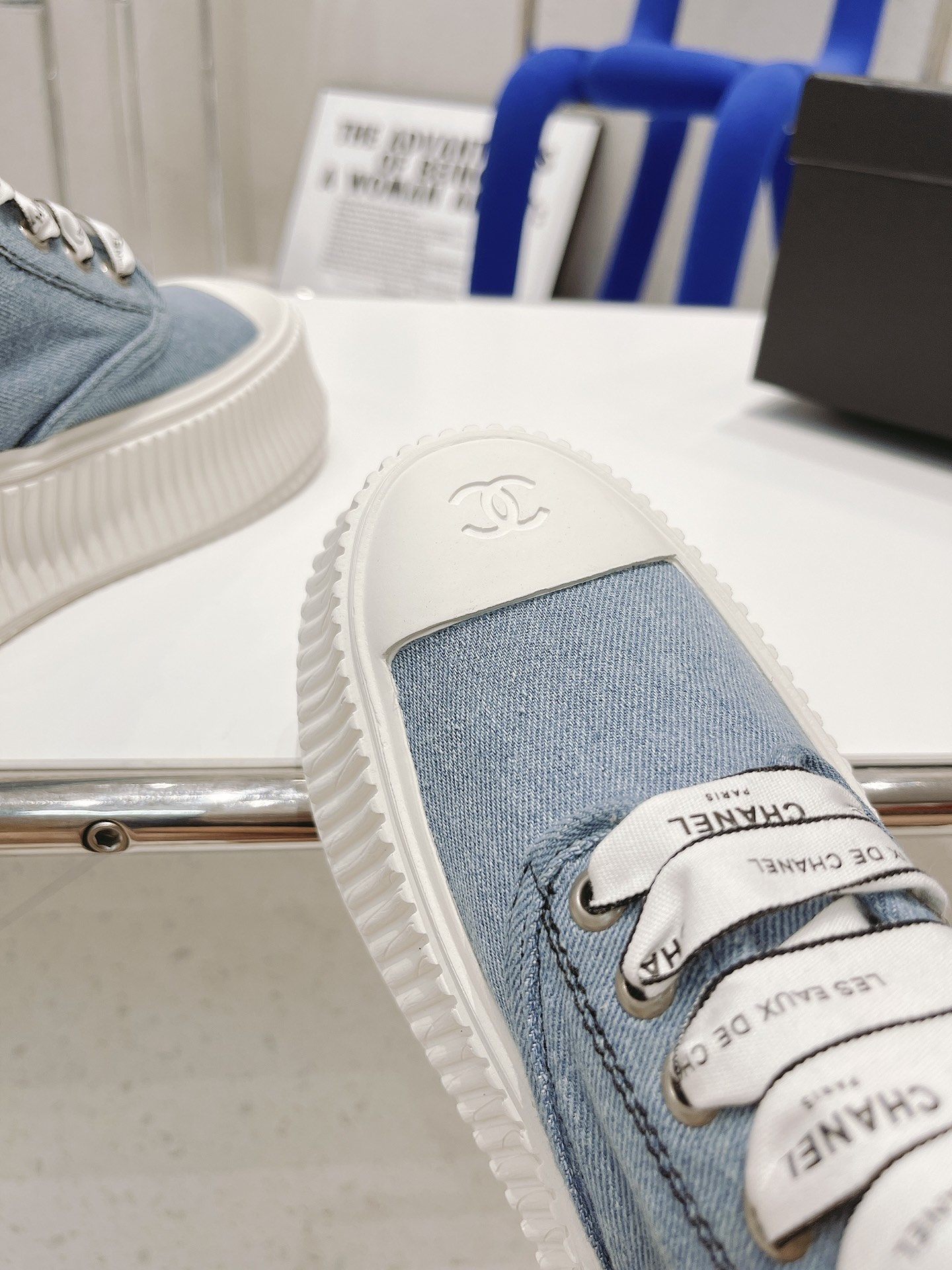 Chanel Platform Sneaker 11 - vstockx