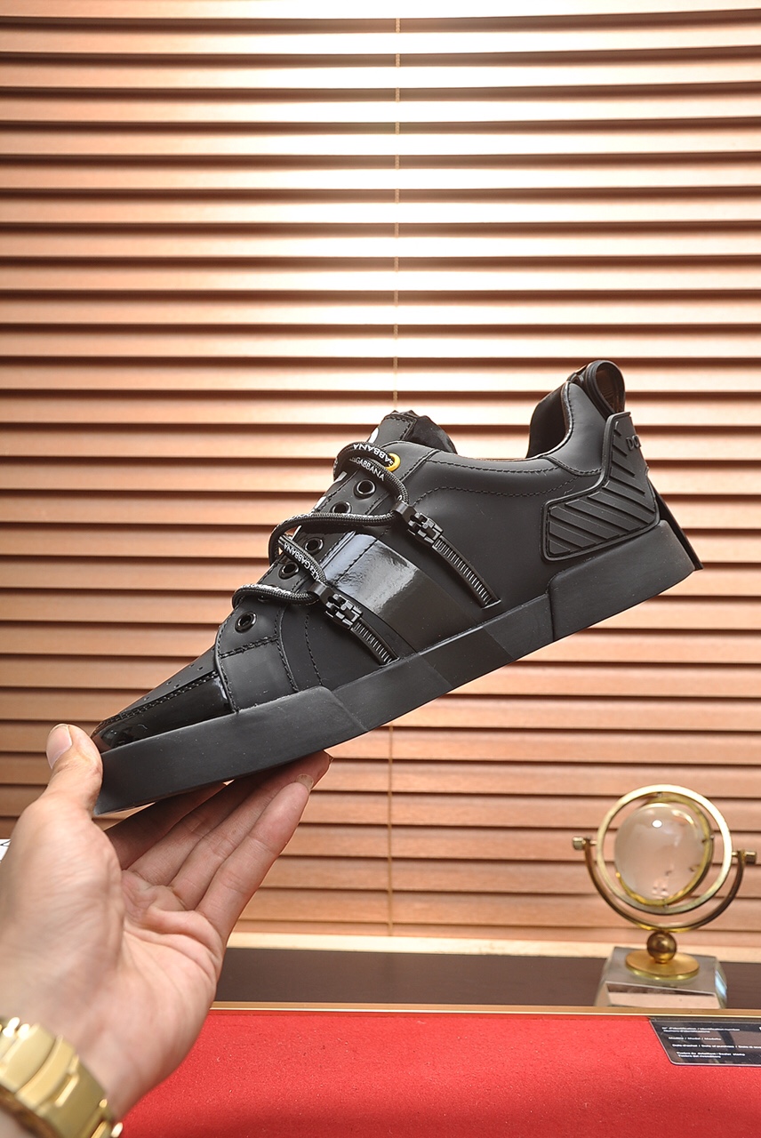 Dolce & Gabbana Low Tops Sneakers 69 - vstockx