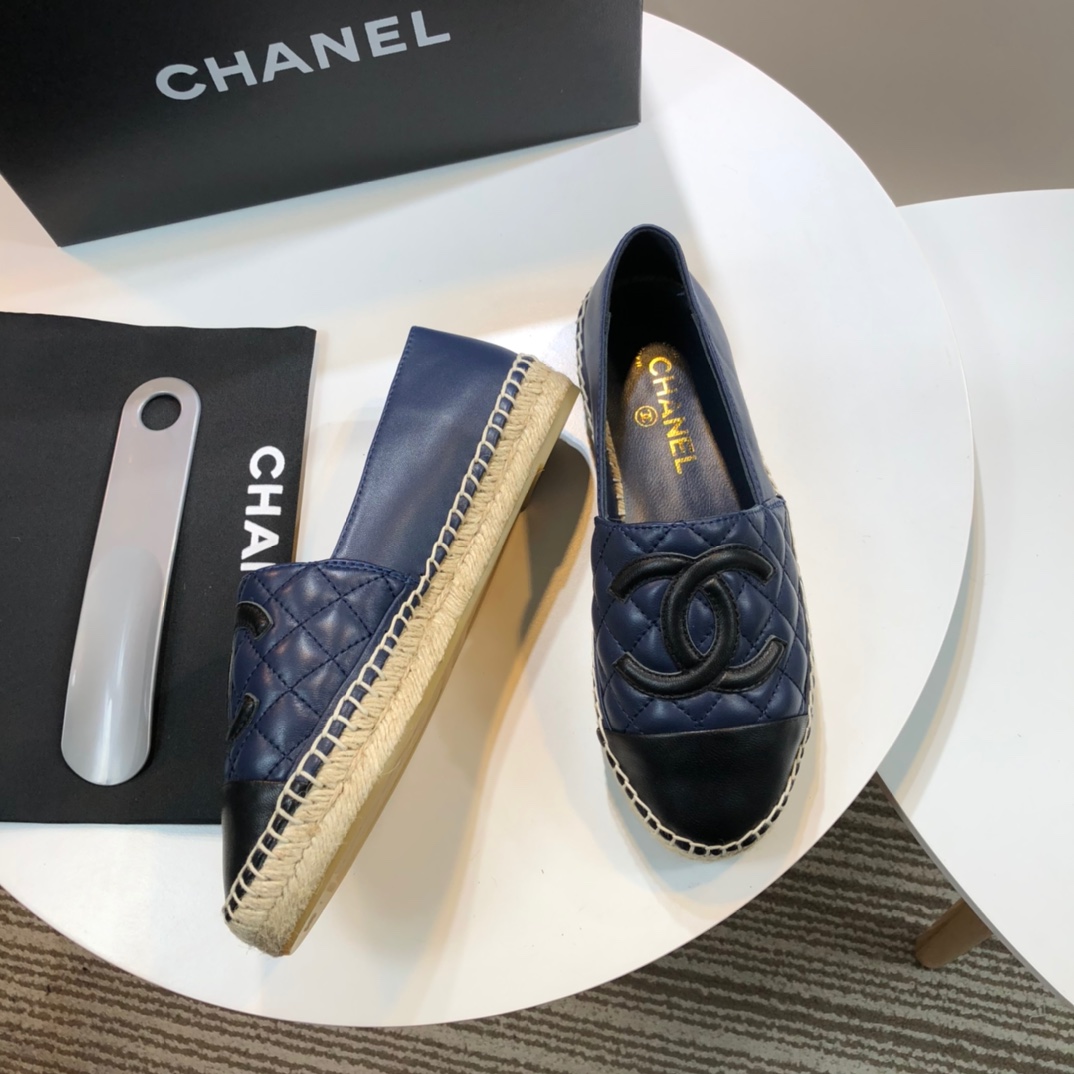 Chanel Loafers 55 - vstockx
