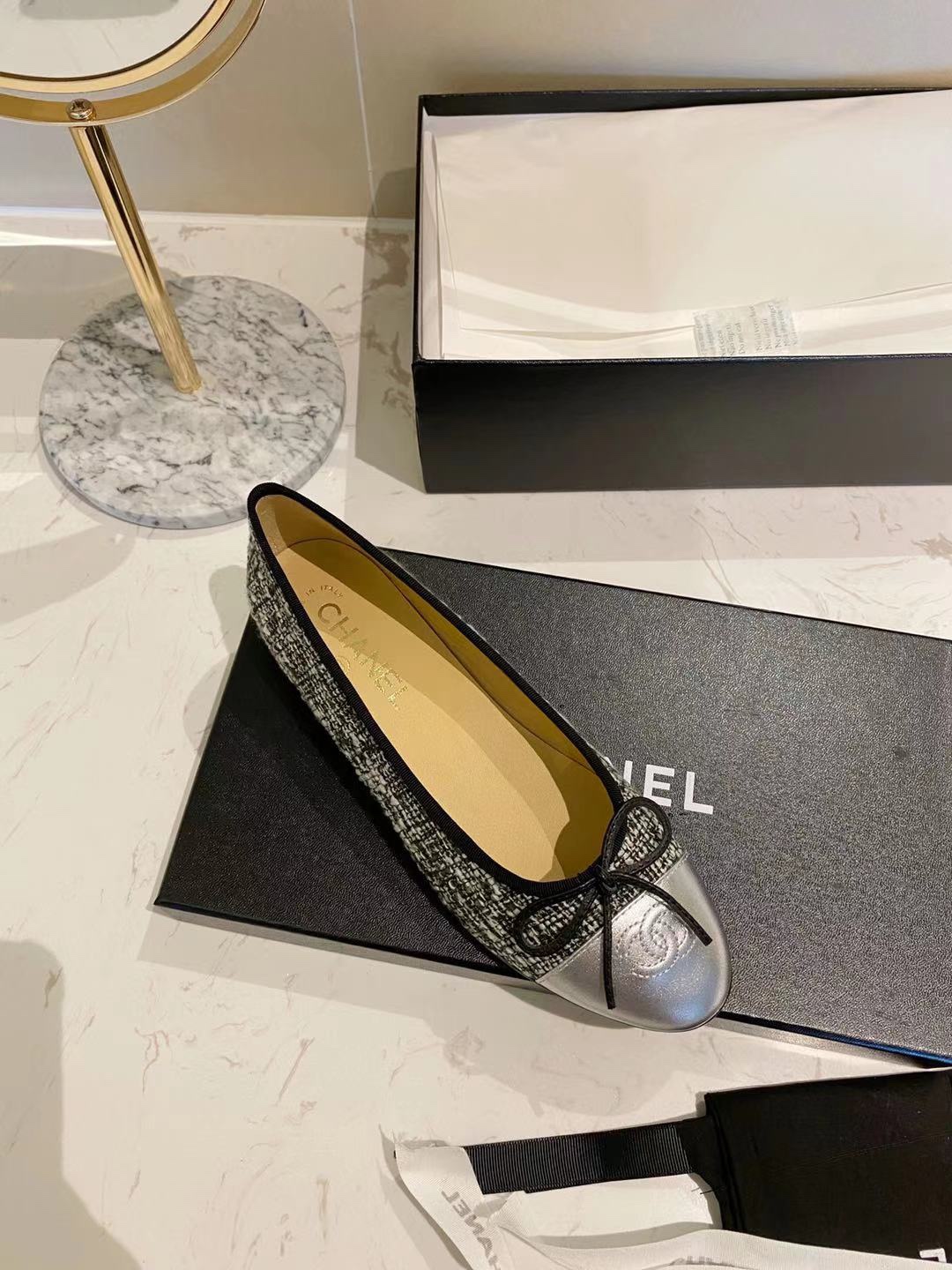 Chanel Ballerinas Fabric & Grosgrain 26 - vstockx