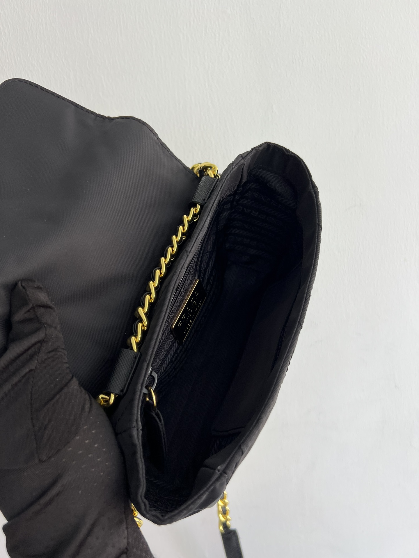 handbags prada 1BD622 18*16*5 - vstockx