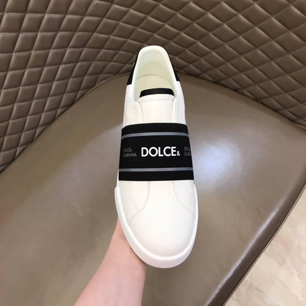 Dolce & Gabbana Low Tops Sneakers 88 - vstockx