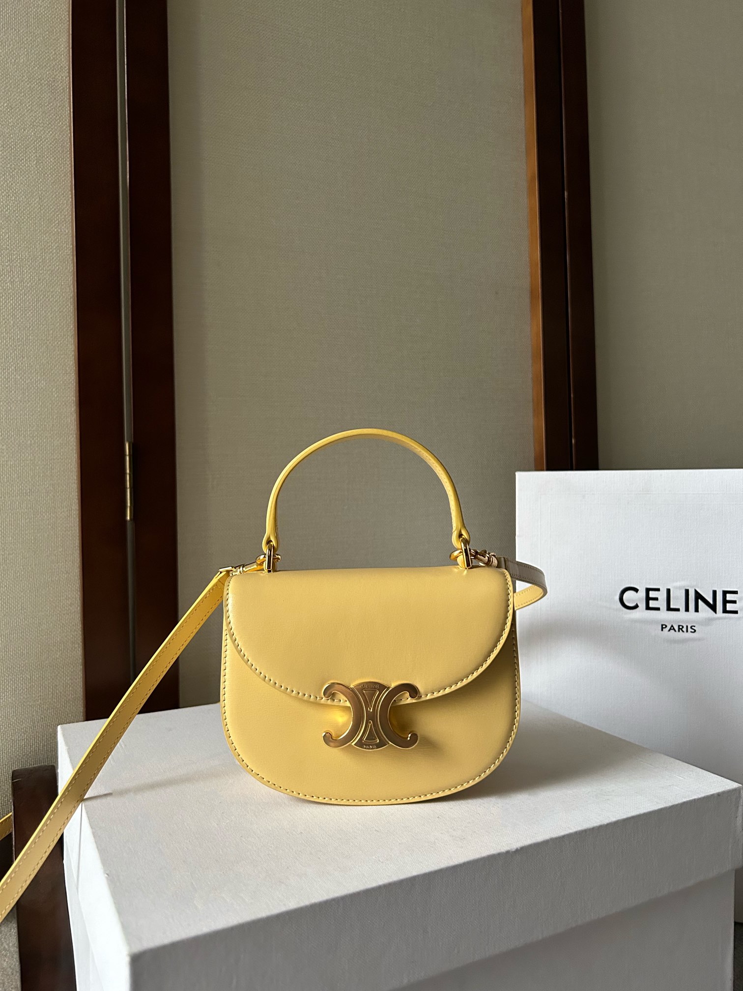 Handbags CELIN 101063 size:15.5X11.5X5 CM - vstockx