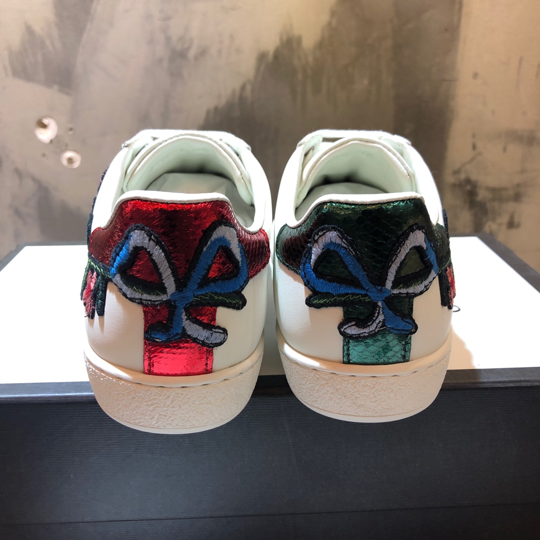 Gucci Ace embroidered sneaker 53 - vstockx