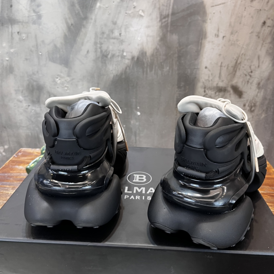 Balmain Sneaker 4 - vstockx