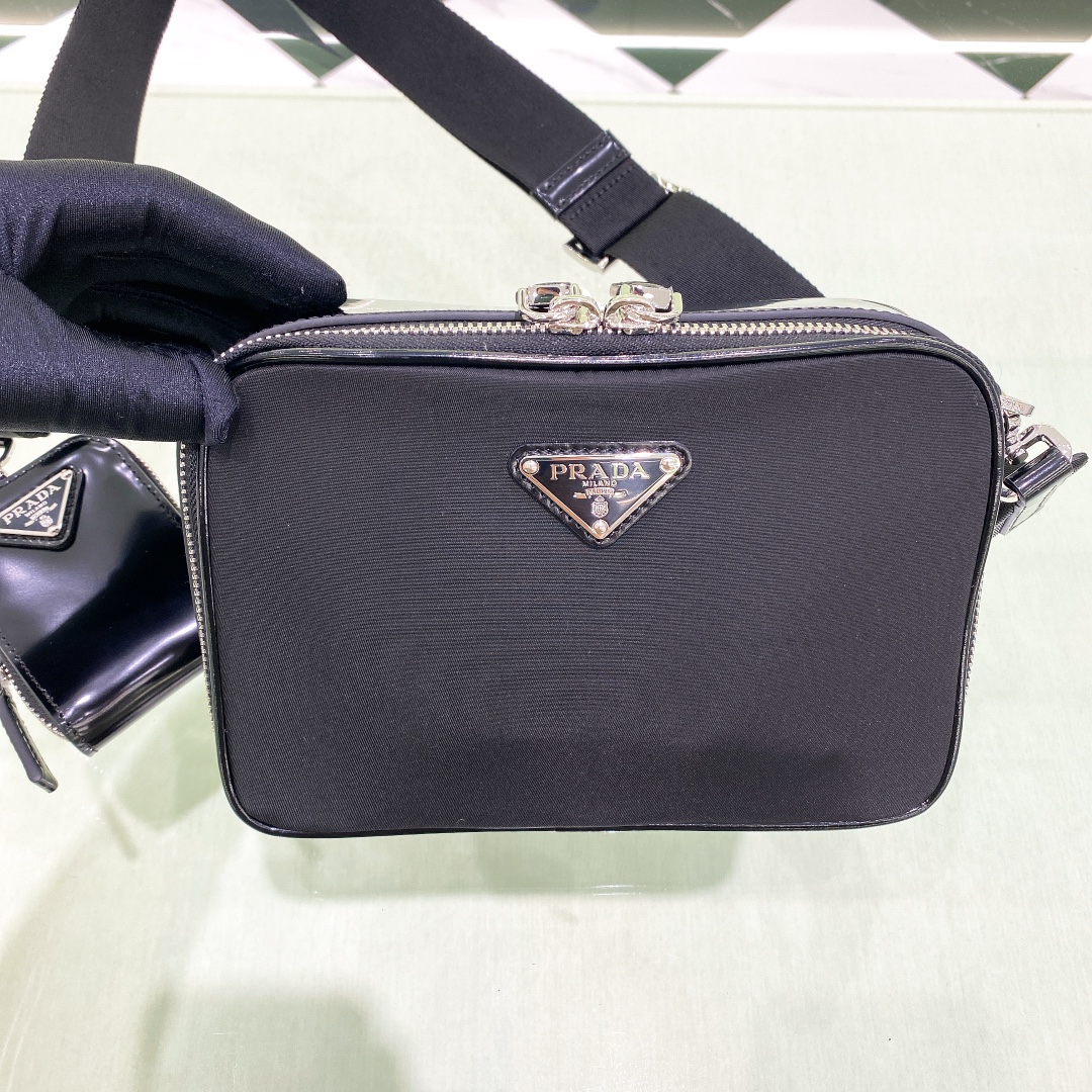 handbags prada 2VH070 19*12.5*5.5 - vstockx