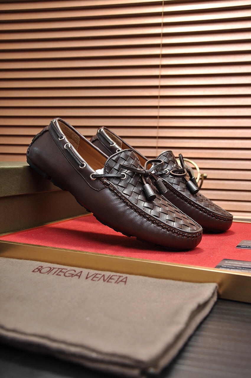 Bottega Veneta Intrecciato Leather Loafers 8 - vstockx