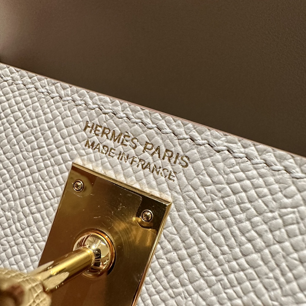 Handbags Hermes mini Kelly size:19cm - vstockx