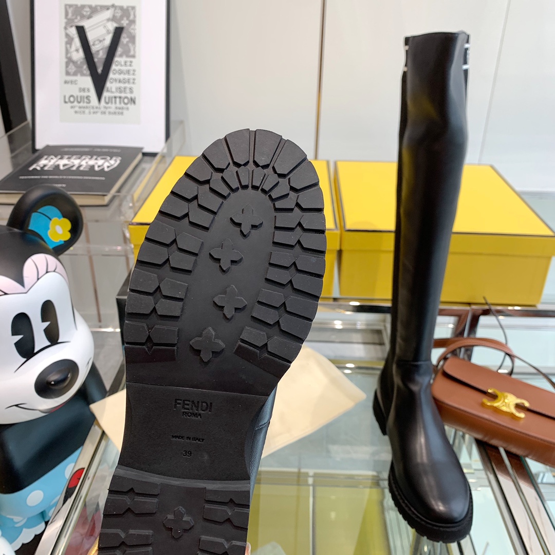 Fendi Boots 13 - vstockx
