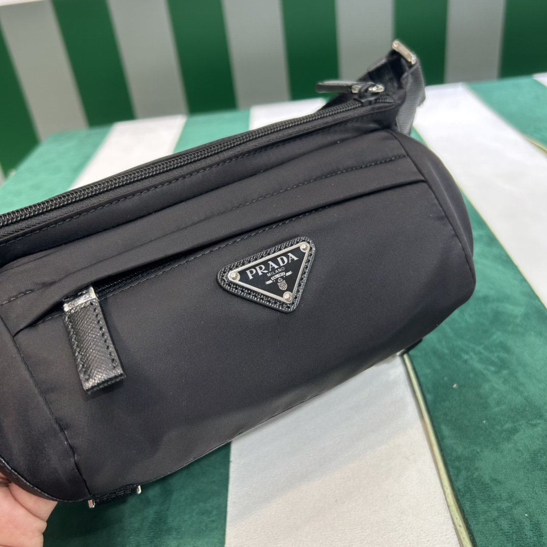 Handbags Prada 2VH171 size:20×13×9 cm - vstockx