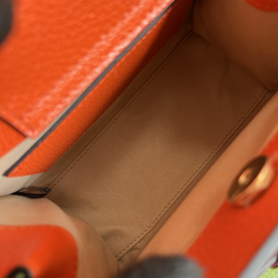 Handbag Gucci 702732 size 20*16*10 cm - vstockx