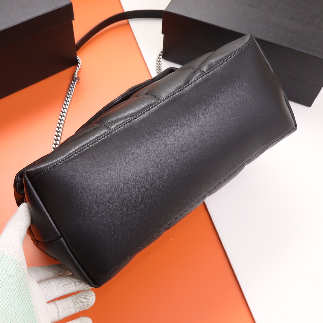 Handbags SAINT LAURENT 577475 size 35x23x13.5 cm - vstockx