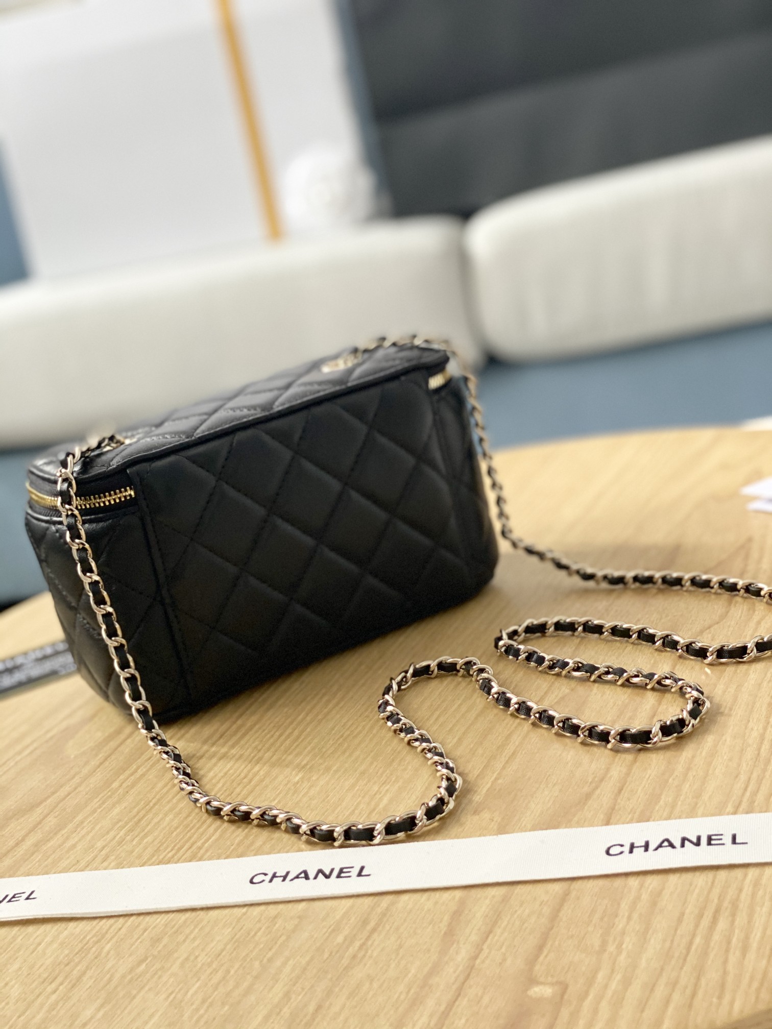 Handbag Chanel 81341 size 9.5*17*8 cm - vstockx