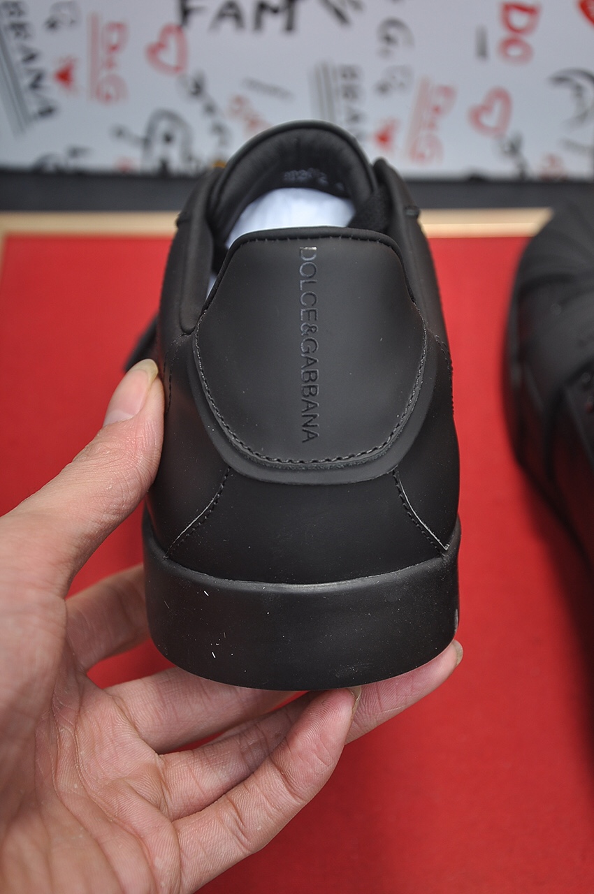 Dolce & Gabbana Low Tops Sneakers 12 - vstockx