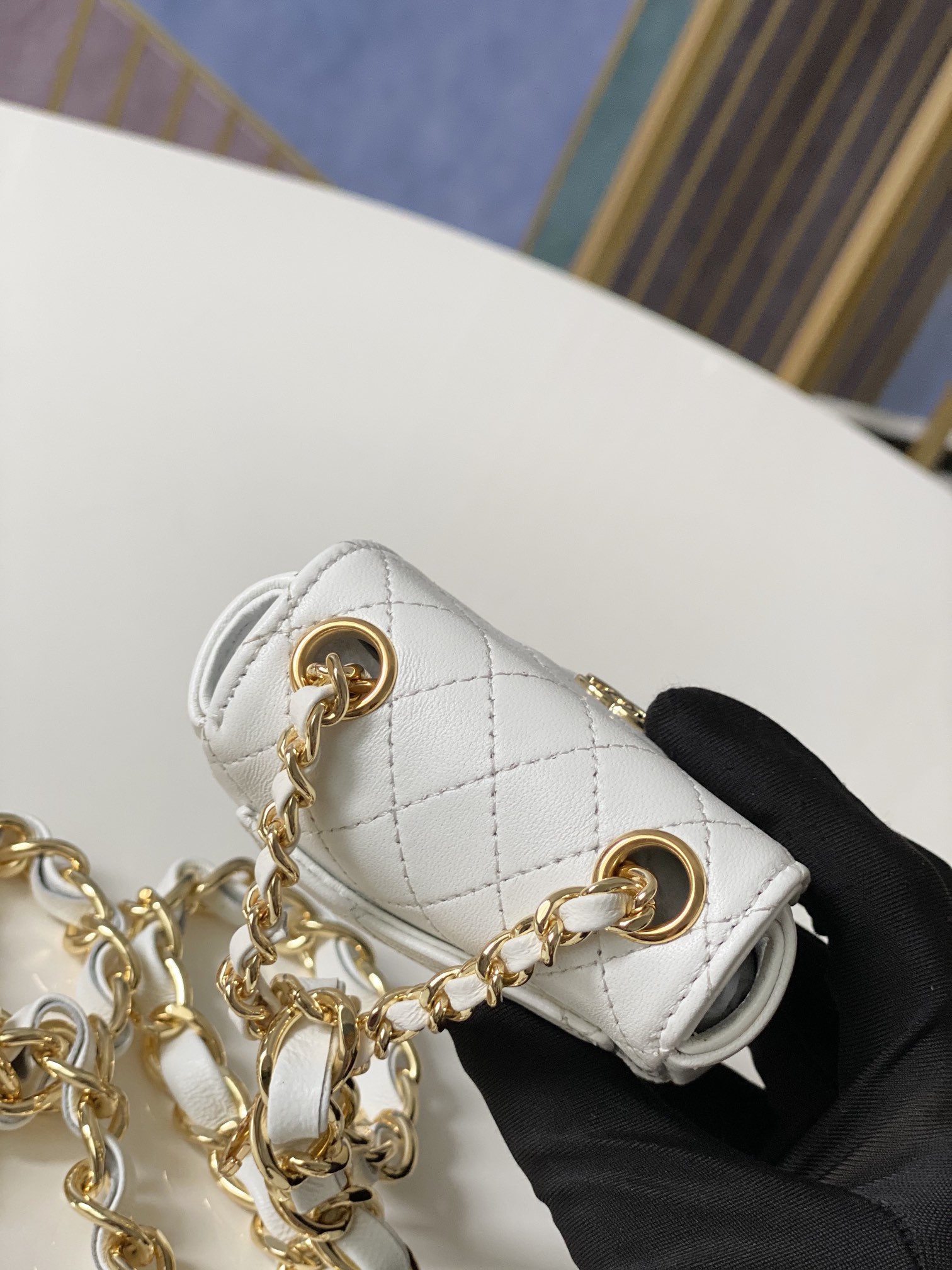 Handbag Chanel 2080 size 9.8.3 cm - vstockx