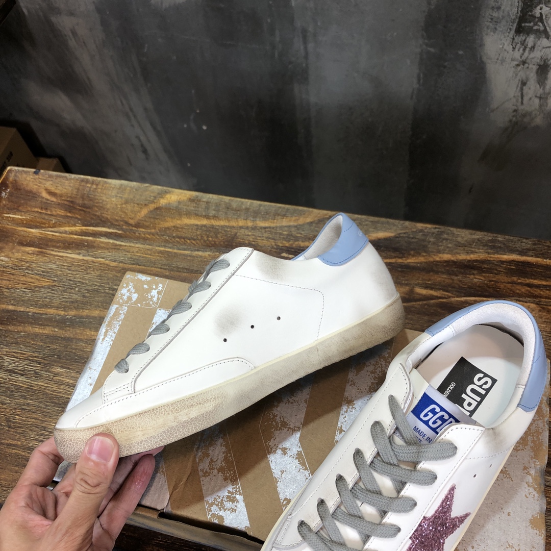 Golden Goose Superstar distressed-finish sneakers 2 - vstockx