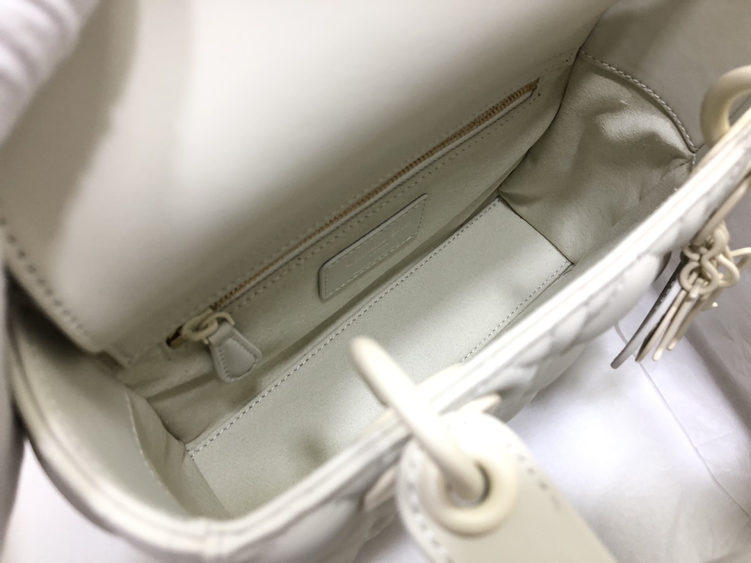 Handbag Dior M0538 size 20*16.5*8 cm - vstockx