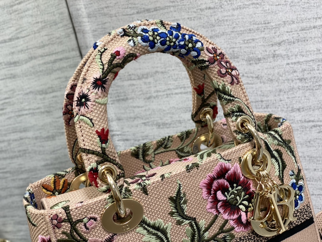 Handbag Dior size 24*11*20 cm - vstockx