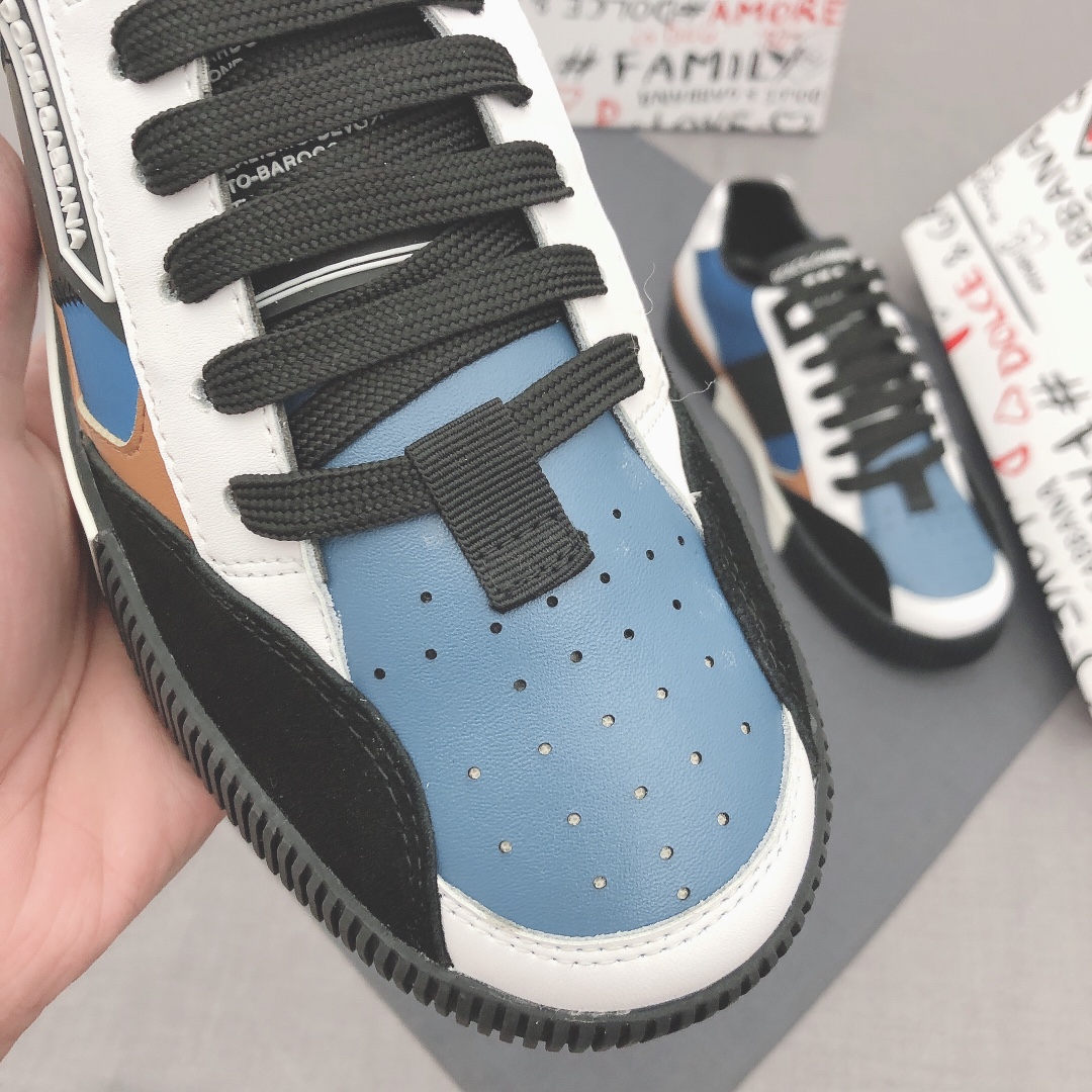 Dolce & Gabbana Low Tops Sneakers 58 - vstockx