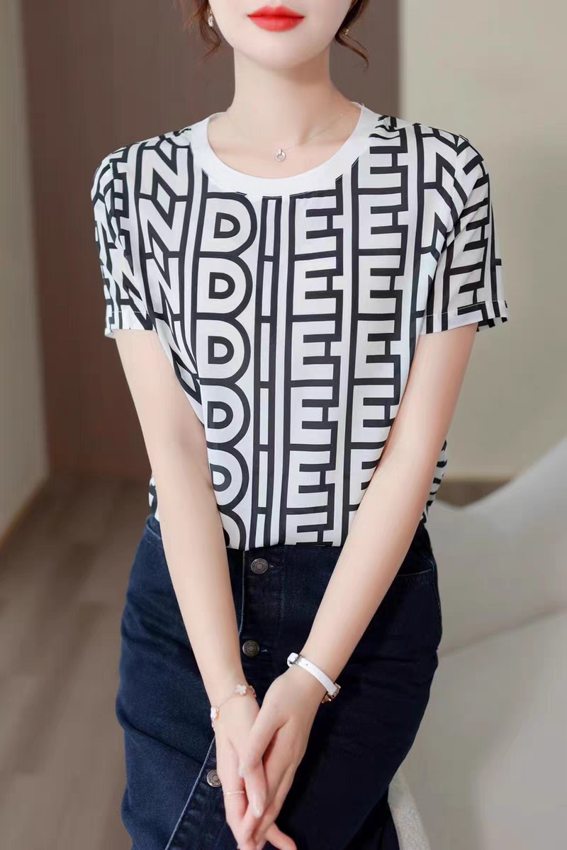 Clothes Fendi 136 - vstockx