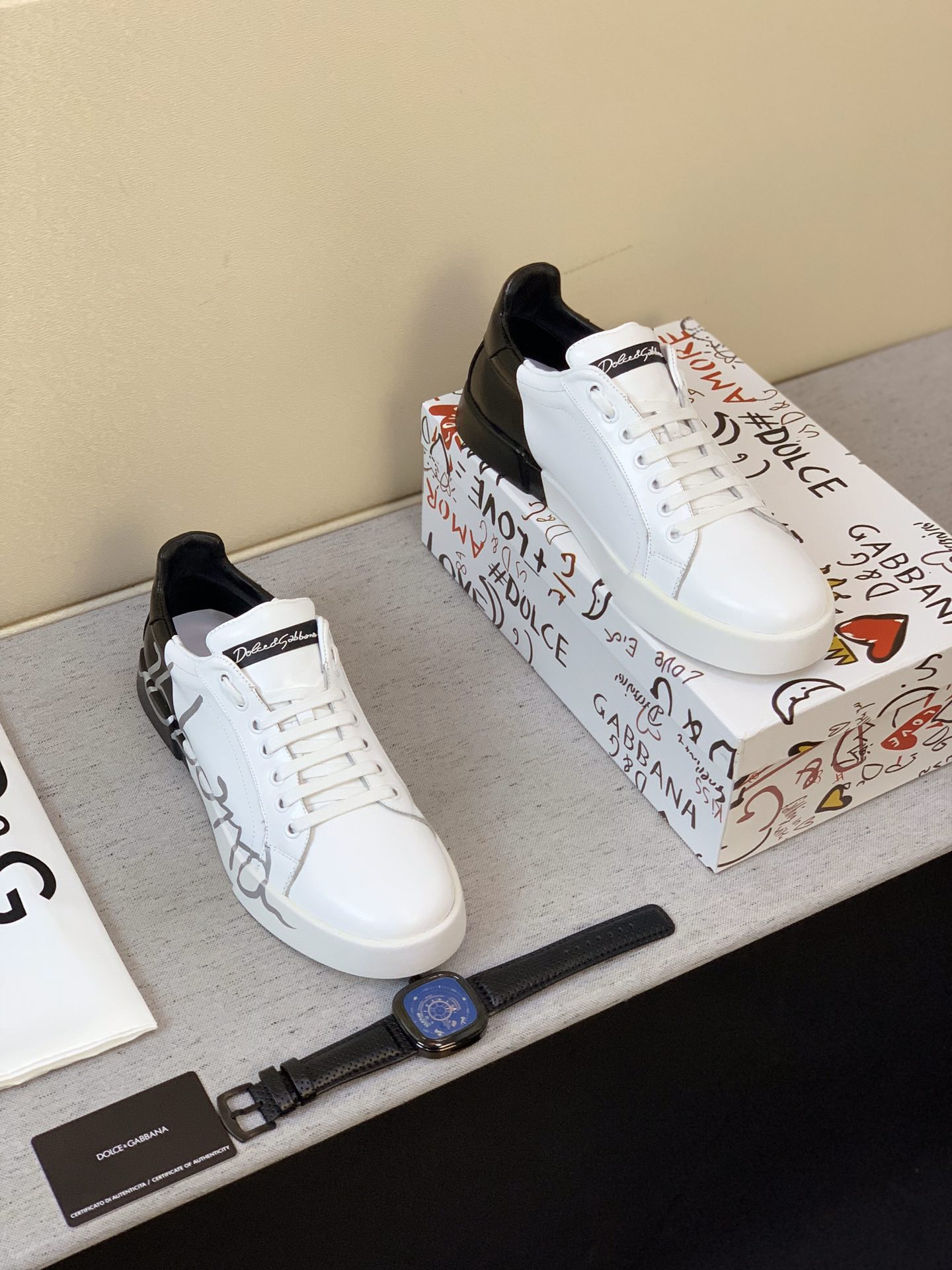 Dolce & Gabbana Low Tops Sneakers 42 - vstockx