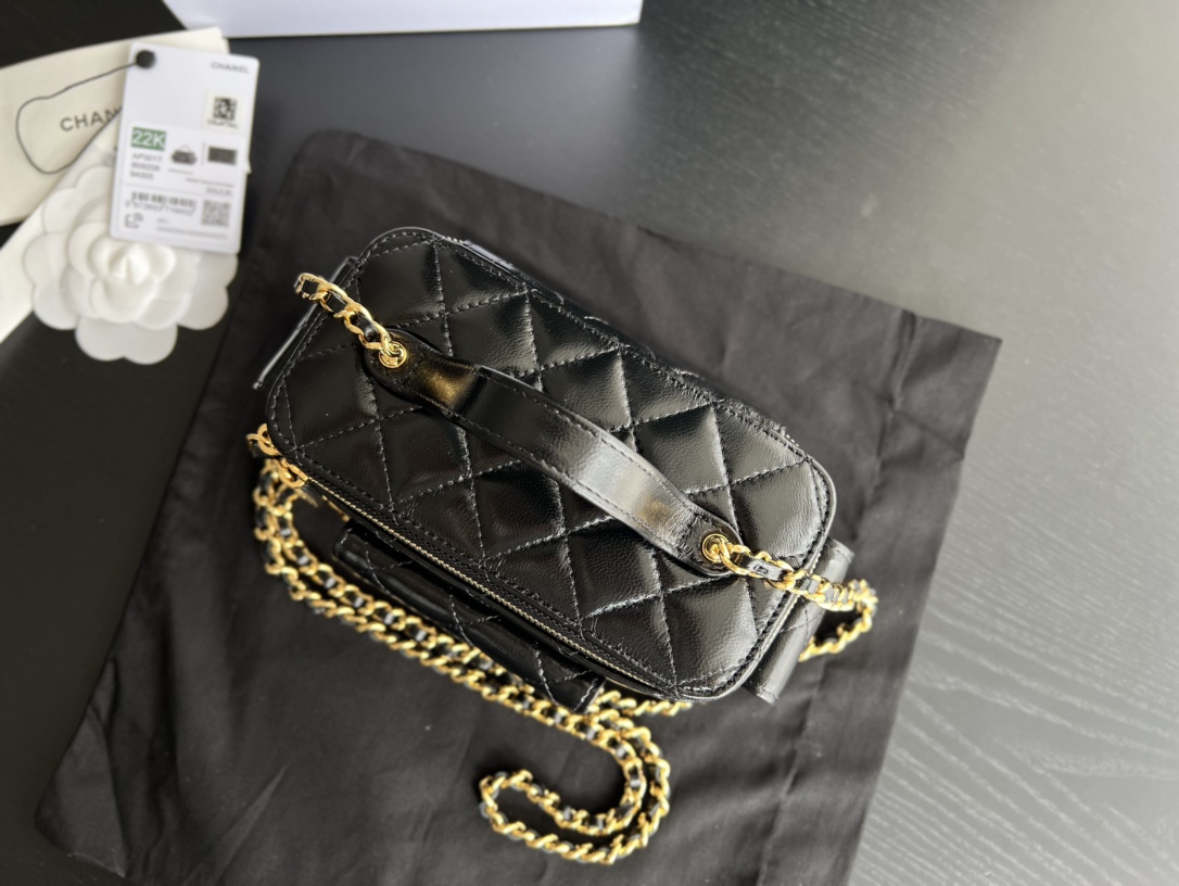 Handbag Chanel AP3017 size 17cm10cmx8 cm - vstockx