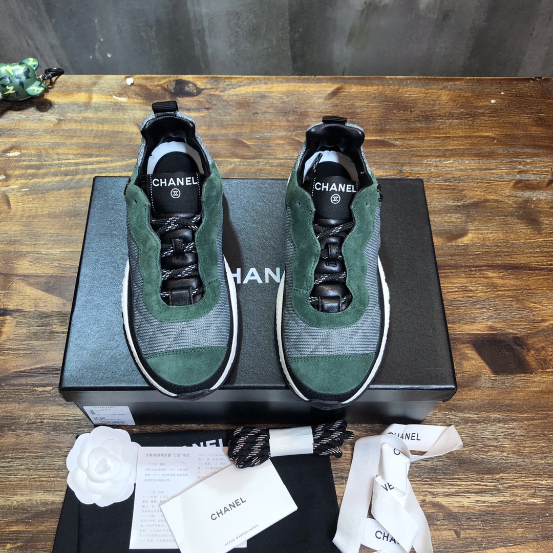 Chanel Fabric & Suede Calfskin Low Top Sneaker 22 - vstockx