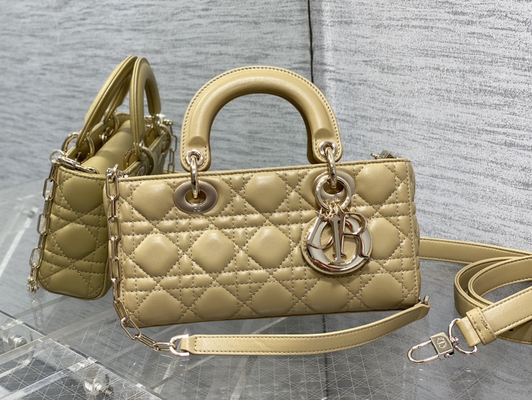 Handbag Dior size 22.5*6*11.5 cm - vstockx