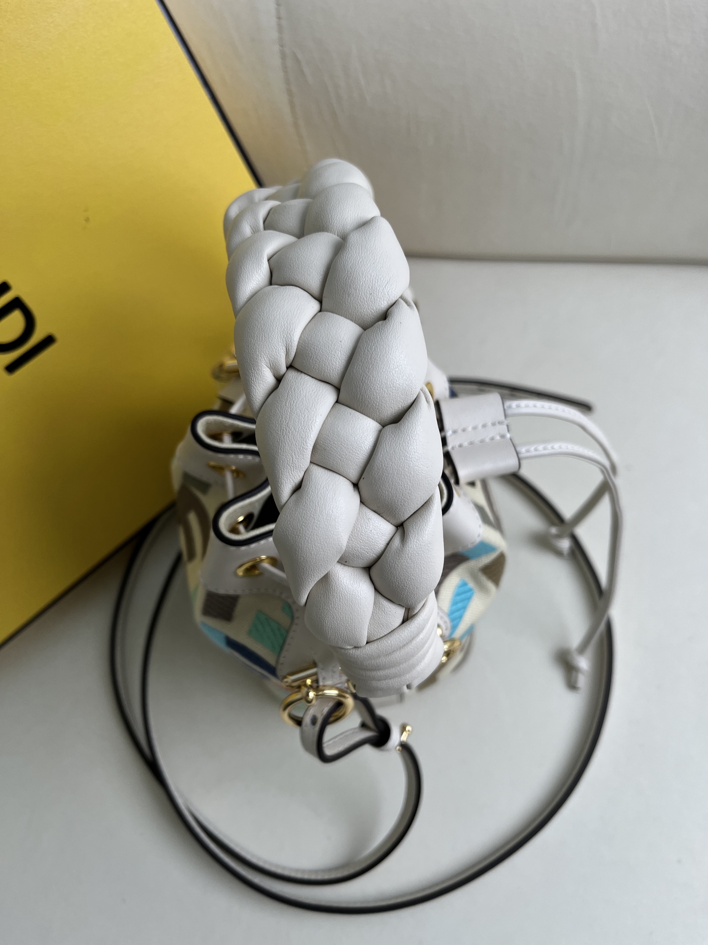 handbags FENDI 038 size:12*18*10cm - vstockx