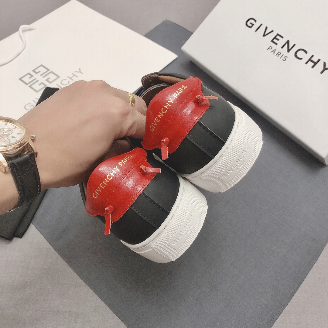 Givenchy Urban Street Logo-print Leather Sneakers 45 - vstockx
