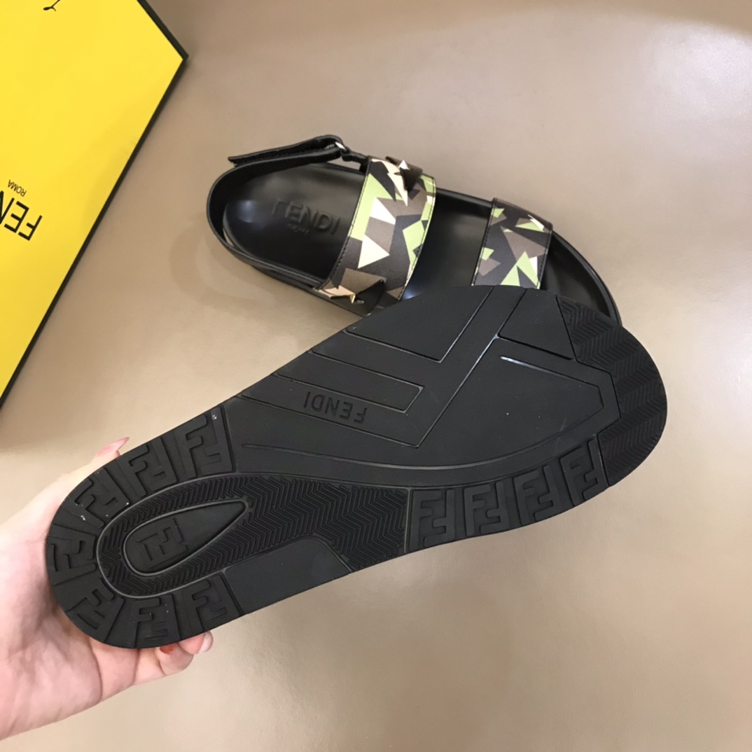 Fendi Slides 23 - vstockx