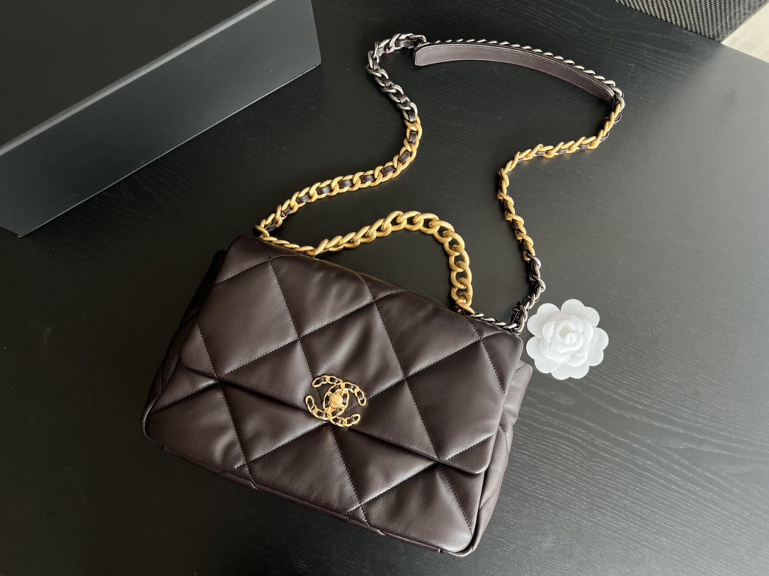 Handbag Chanel 1160 size 26cmx16cmx9 cm - vstockx