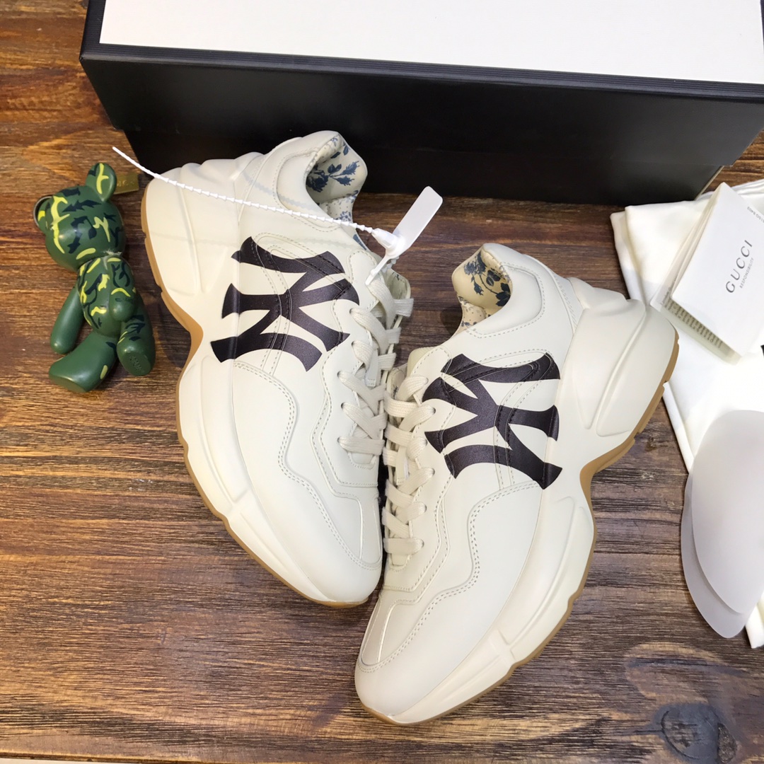 Gucci Rhyton sneaker 42 - vstockx