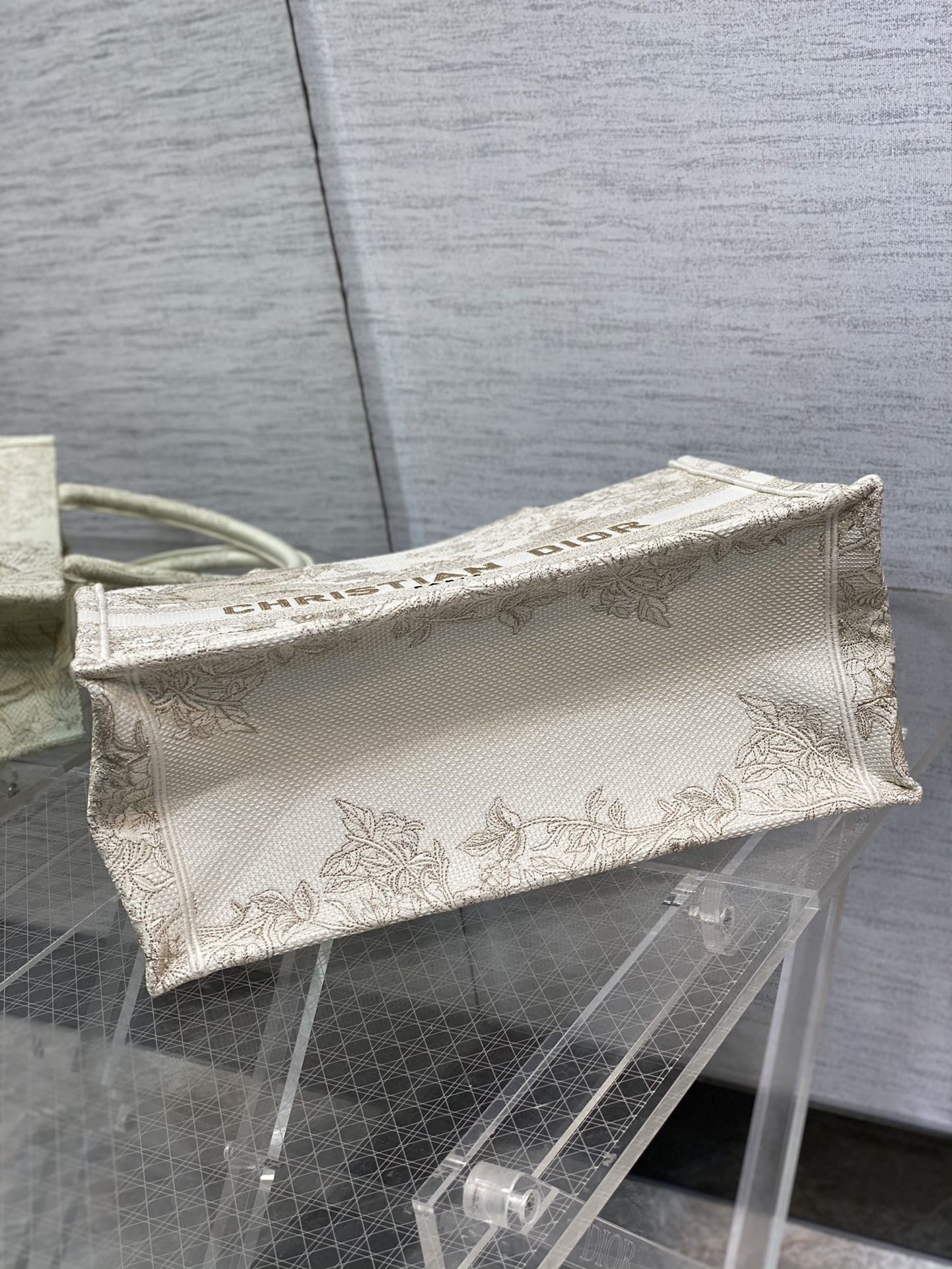 Handbags Dior Book Tote 8001 size:36*18*28 cm - vstockx