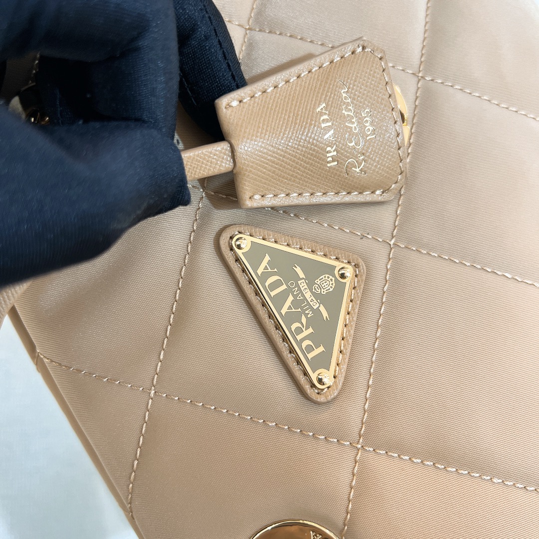 handbags prada 1BG468 25*19*7 - vstockx