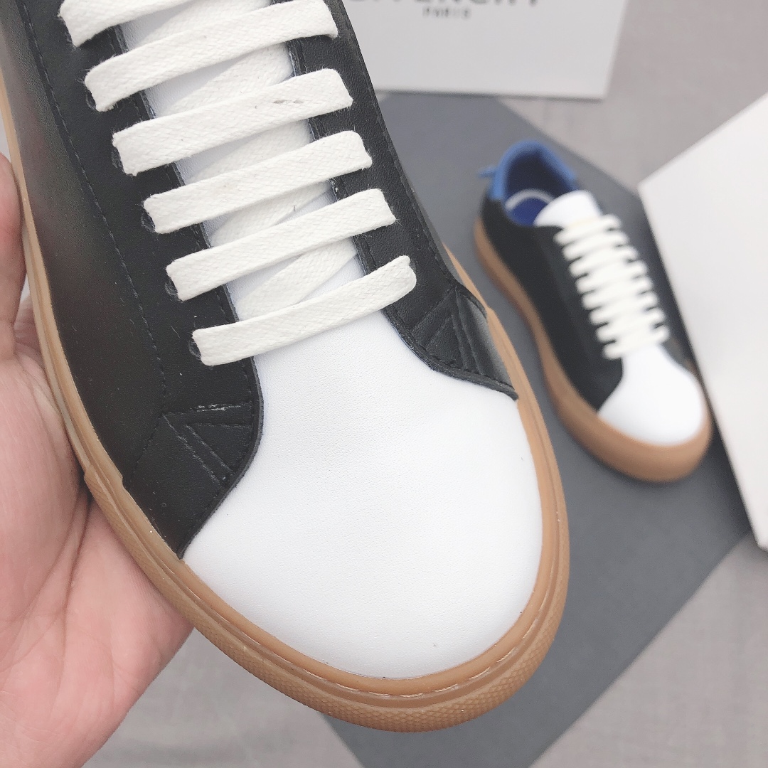 Givenchy Urban Street Logo-print Leather Sneakers 43 - vstockx