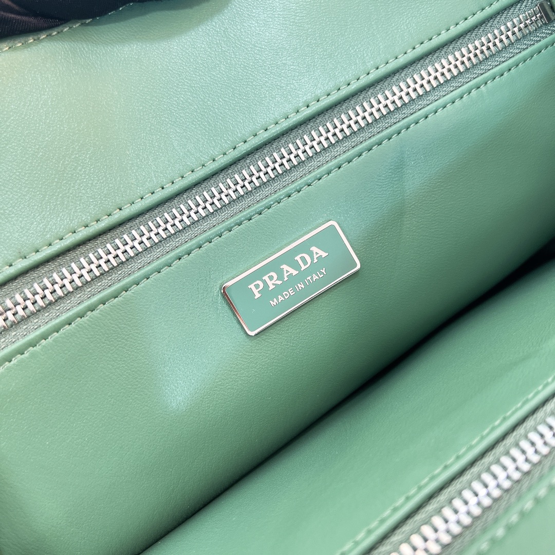 handbags prada 1BG587 39*36*13cm - vstockx