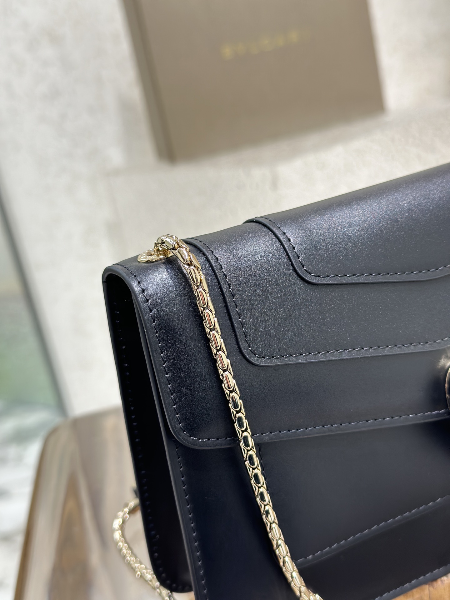 Handbags Bvlgari 38102 size:22*13*5.5 cm - vstockx