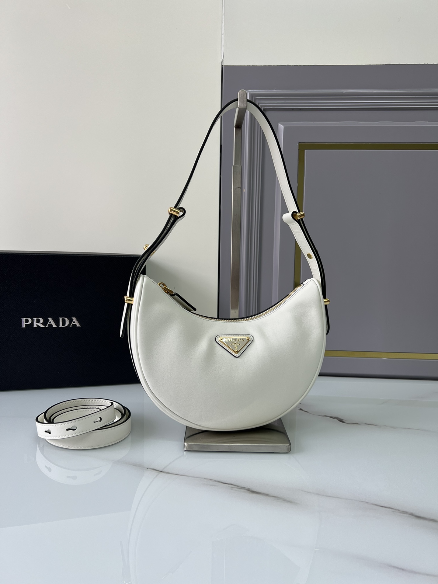 handbags prada 1BC194 22.5*18.5*6.5 - vstockx
